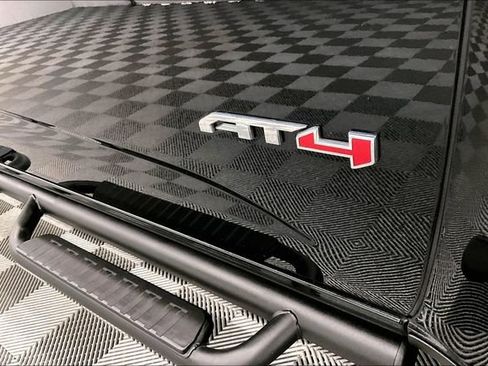 Used 2021 GMC Canyon AT4 w/ Driver Alert Package image 11