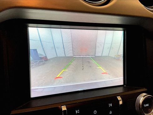 Used 2016 Ford Mustang Premium image 18