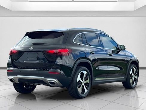 Certified 2025 Mercedes-Benz GLA 250 image 3
