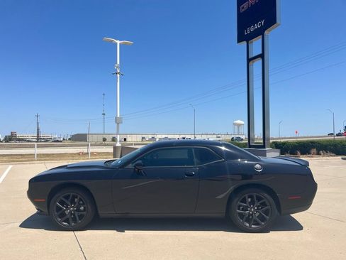 Used 2023 Dodge Challenger SXT w/ Blacktop Package RWD image 3