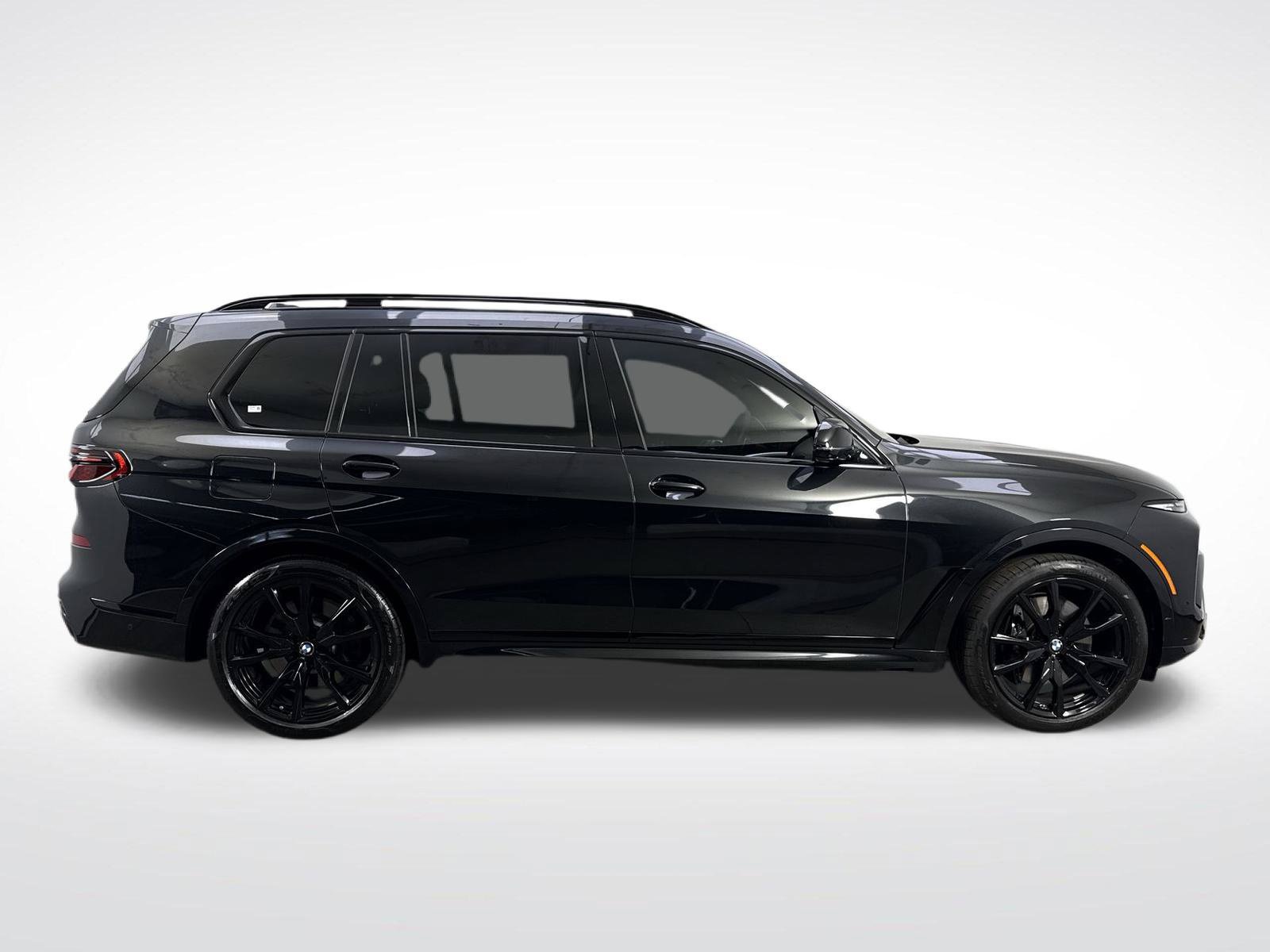 Used 2025 BMW X7 M60i w/ Executive Package AWD/4WD image 37