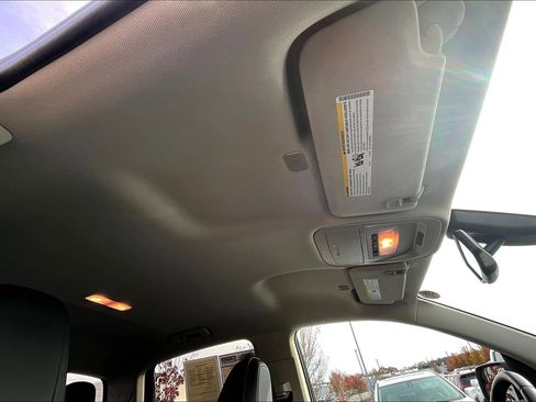 Used 2021 Chevrolet Colorado Z71 image 18