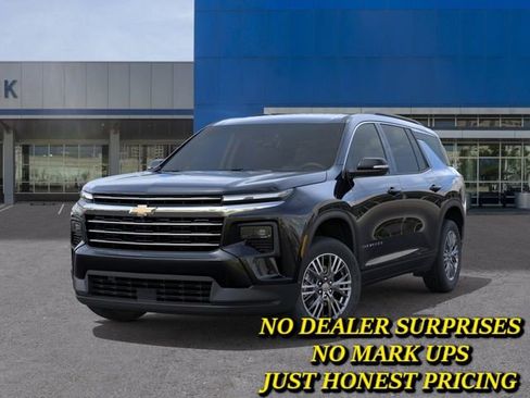New 2026 Chevrolet Traverse LT FWD image 6