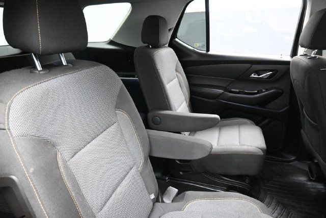 Used 2020 Chevrolet Traverse LT FWD image 29