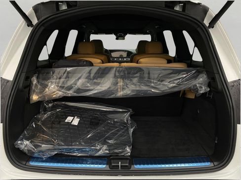 New 2026 Mercedes-Benz GLS 450 4MATIC image 6
