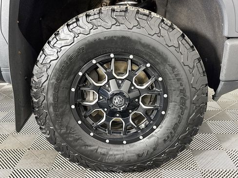 Used 2020 GMC Sierra 1500 Elevation w/ X31 Off-Road Package image 31