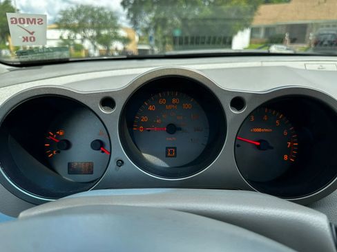 Used 2004 Nissan Maxima 3.5 SL w/ Driver Preferred Pkg image 34