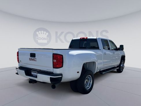 Used 2018 GMC Sierra 3500 Denali w/ Duramax Plus Package image 16