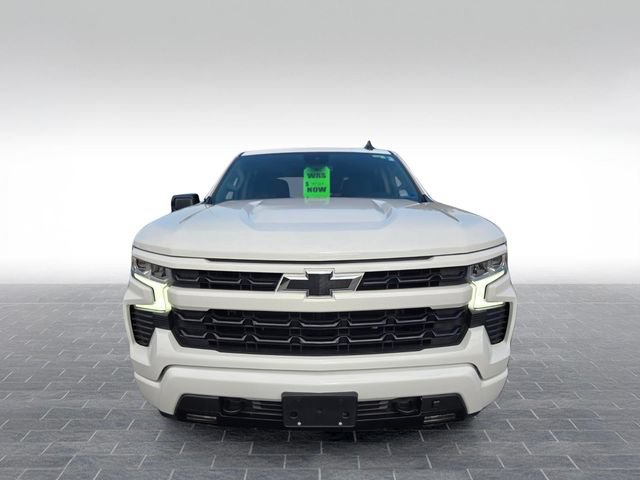 Used 2024 Chevrolet Silverado 1500 RST AWD/4WD image 2