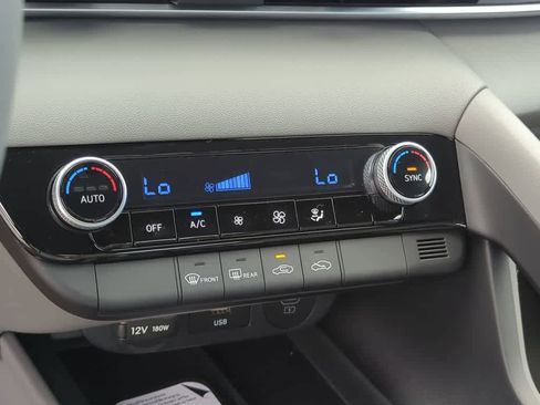 New 2026 Hyundai Elantra Sport w/ Cargo Package FWD image 31