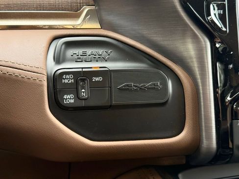 Used 2024 RAM 2500 Limited AWD/4WD image 21