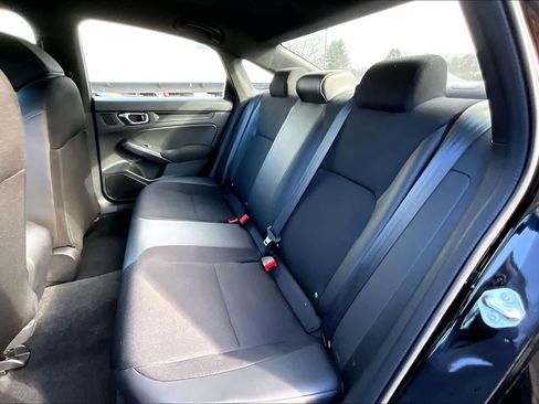 Used 2023 Honda Civic Sport image 15