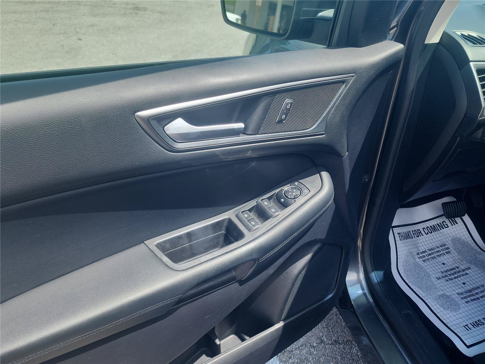 Certified 2020 Ford Edge SE FWD image 12