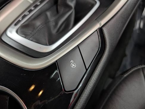 Used 2015 Ford Fusion SE w/ Equipment Group 502A image 13