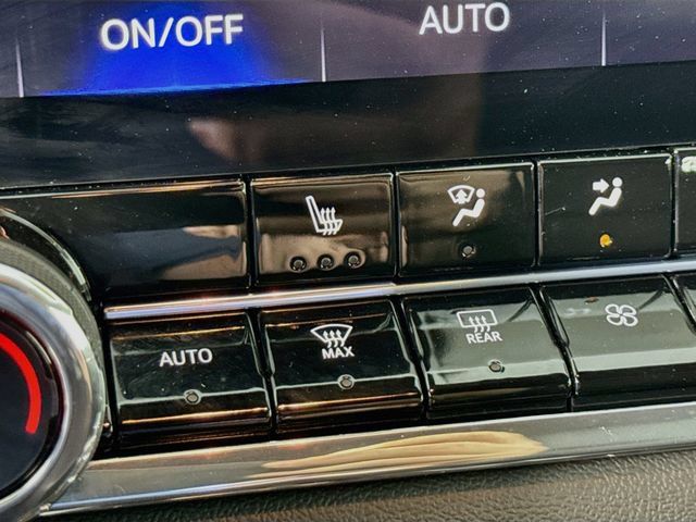 Used 2024 Chevrolet Colorado LT w/ LT Convenience Package III AWD/4WD image 21