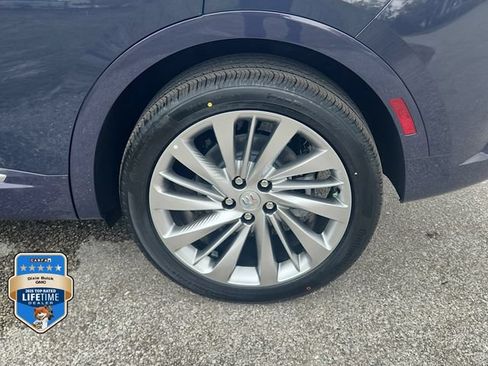 New 2026 Buick Envision Avenir AWD/4WD image 8