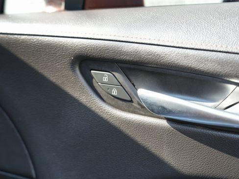 Used 2019 Cadillac XT4 Sport w/ Driver Awareness Package image 33