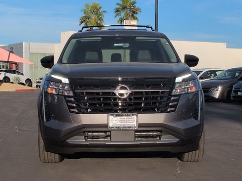 New 2026 Nissan Pathfinder SL w/ SL Premium Package image 7