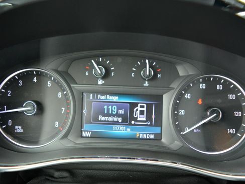Used 2020 Buick Encore Preferred FWD image 27