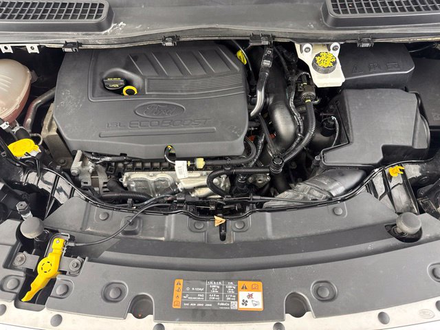 Used 2018 Ford Escape SE w/ Ford Safe & Smart Package FWD image 17