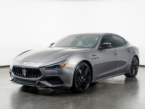 Used 2023 Maserati Ghibli Modena Q4 image 18