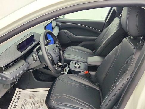 Used 2024 Ford Mustang Mach-E Premium image 19