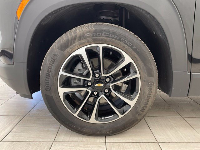 Used 2024 Chevrolet TrailBlazer LT w/ Convenience Package AWD/4WD image 8