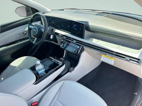 New 2026 Hyundai Tucson Limited AWD/4WD image 14