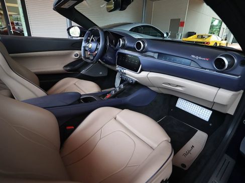 Certified 2022 Ferrari Portofino M RWD image 48