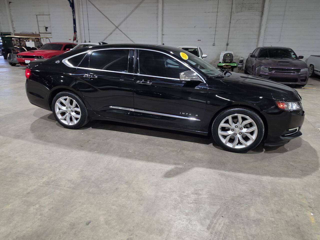 Used 2019 Chevrolet Impala Premier FWD image 16