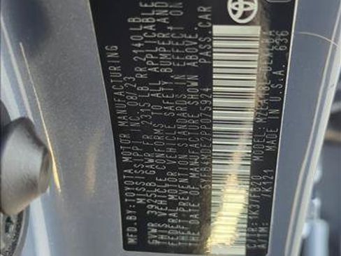 Used 2023 Toyota Corolla LE FWD image 28