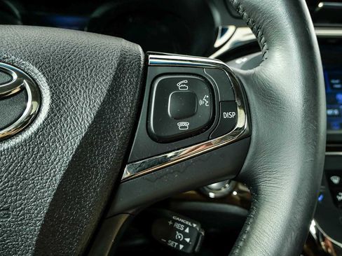 Used 2014 Toyota Avalon XLE Touring FWD image 11