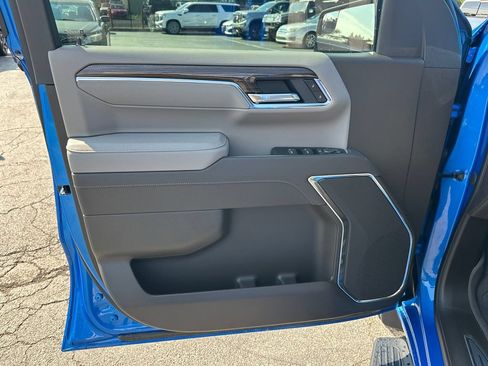 Used 2025 Chevrolet Silverado 1500 RST w/ Protection Package AWD/4WD image 11