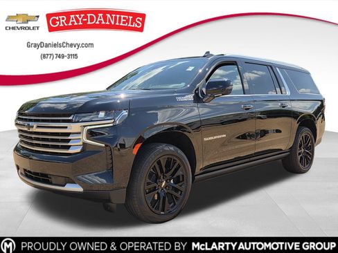 Used 2023 Chevrolet Suburban High Country w/ Max Trailering Package AWD/4WD image 1