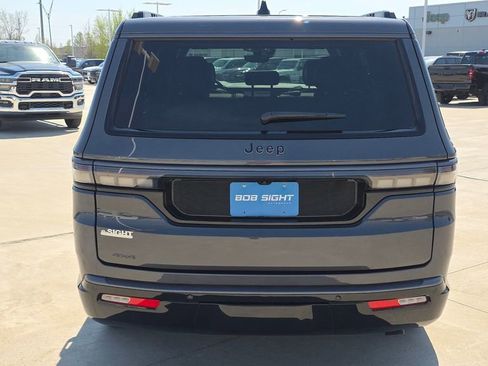 New 2026 Jeep Grand Wagoneer Limited AWD/4WD image 4