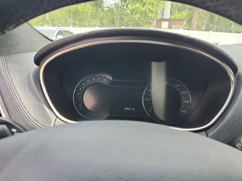 Used 2018 Lincoln MKX Reserve w/ Lincoln MKX Climate Package FWD image 11