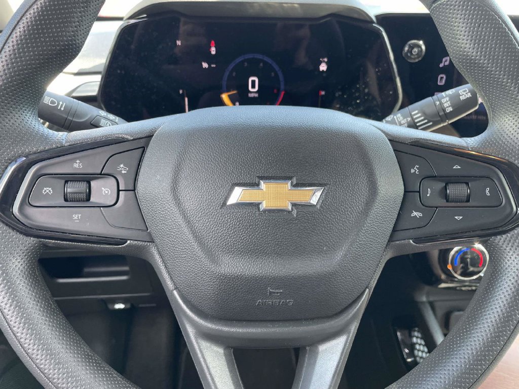 Used 2025 Chevrolet TrailBlazer LT AWD/4WD image 24