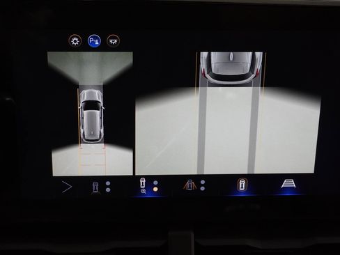 New 2026 Chevrolet Equinox RS w/ Convenience Package III FWD image 33
