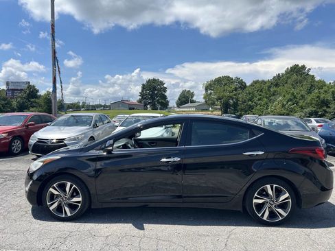 Used 2015 Hyundai Elantra Limited w/ Option Group 05 image 15