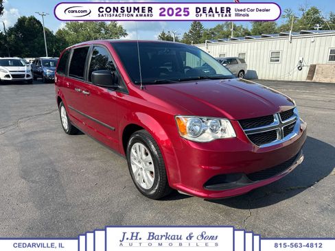 Used 2016 Dodge Grand Caravan American Value Package w/ UConnect Hands-Free Group FWD image 1