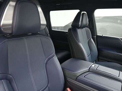 New 2026 INFINITI QX80 4WD w/ Sport Exterior Package image 47