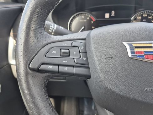 Used 2019 Cadillac XT4 Sport w/ Cold Weather Package AWD/4WD image 19