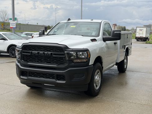 New 2024 RAM 2500 Tradesman RWD image 16