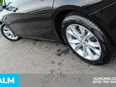 Used 2025 Chevrolet Malibu LT FWD image 14