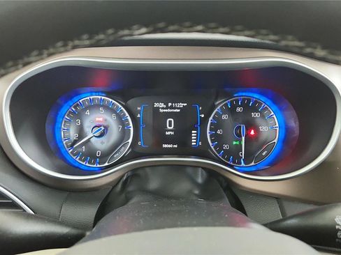 Used 2024 Chrysler Voyager LX FWD image 23