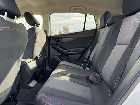 Used 2019 Subaru Crosstrek 2.0i Premium image 11