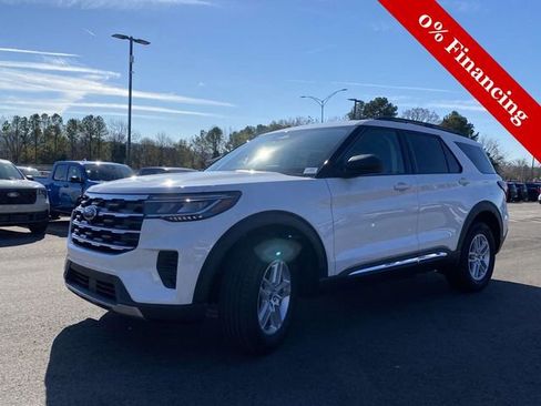 New 2025 Ford Explorer Active image 7