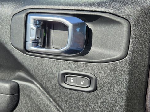 New 2026 Jeep Wrangler Unlimited Sport image 14