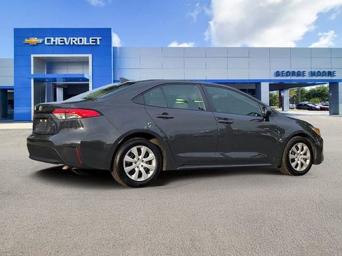 Used 2023 Toyota Corolla LE FWD image 4