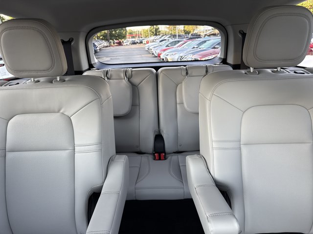 Used 2026 Lincoln Aviator AWD image 18